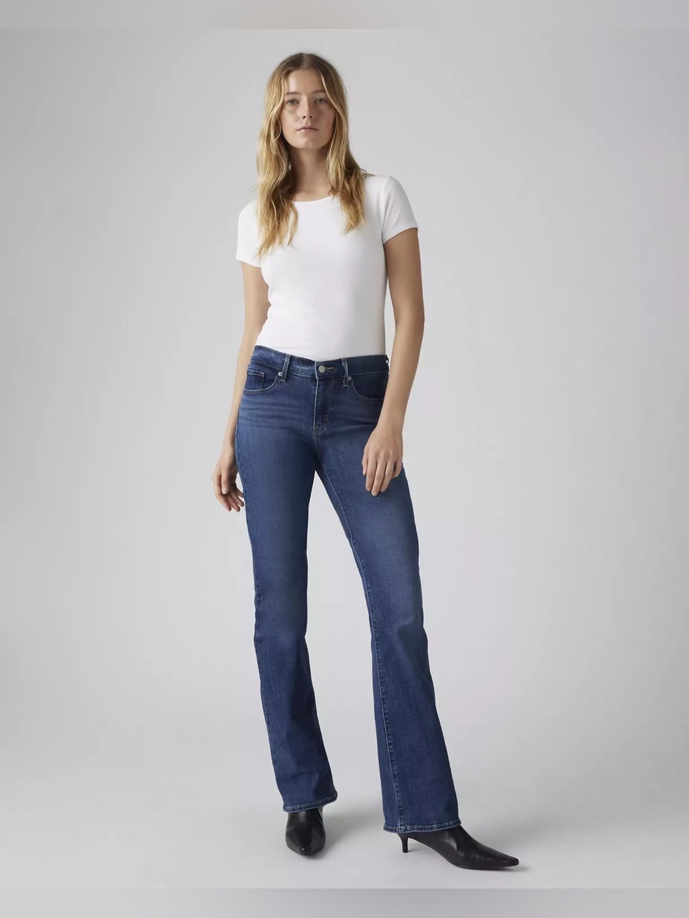Levi’s classic bootcut size 6